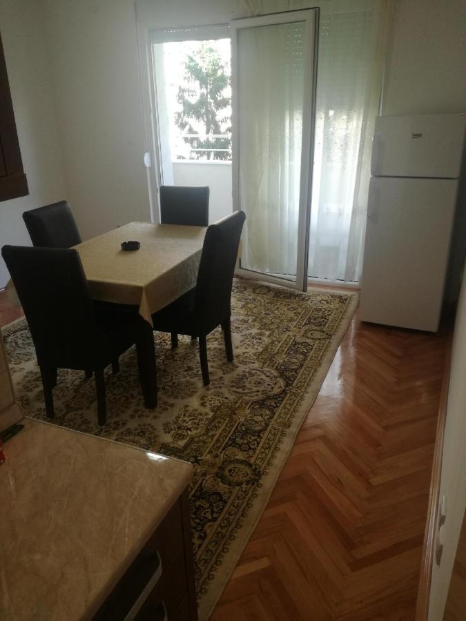 Stan Na Dan Pex Free Parking Apartment Враня Екстериор снимка