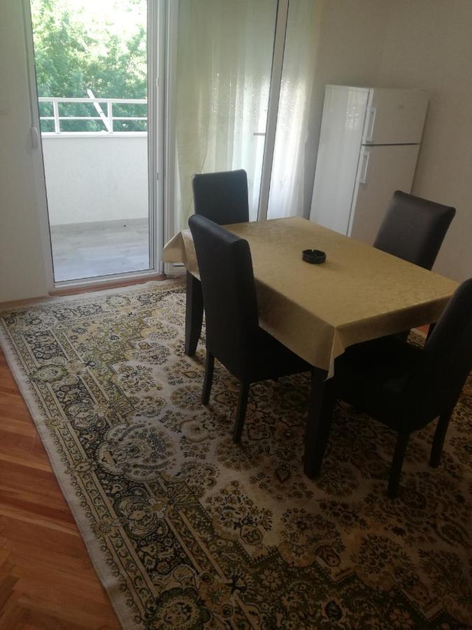 Stan Na Dan Pex Free Parking Apartment Враня Екстериор снимка