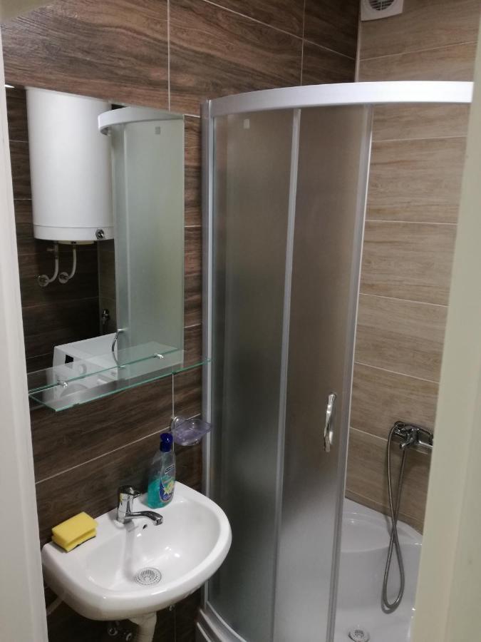 Stan Na Dan Pex Free Parking Apartment Враня Екстериор снимка