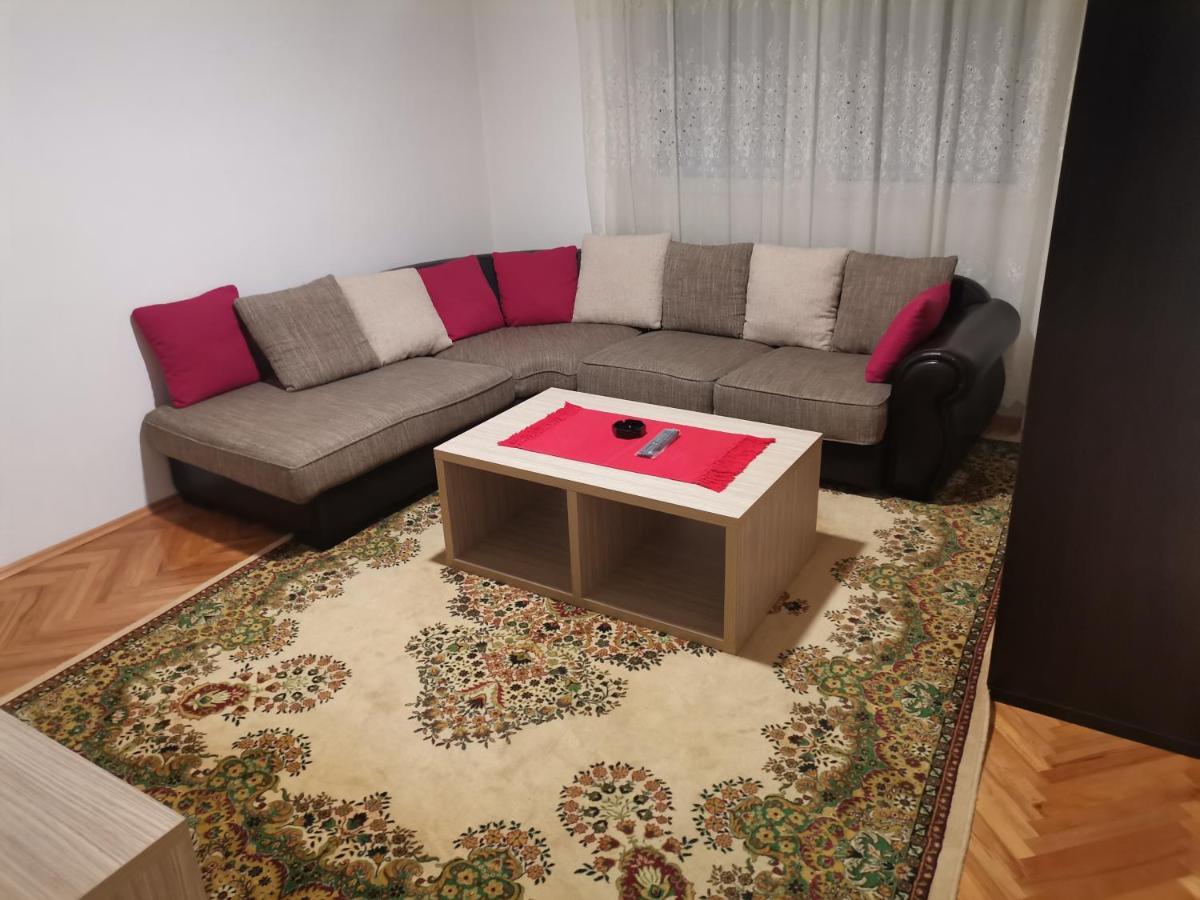 Stan Na Dan Pex Free Parking Apartment Враня Екстериор снимка